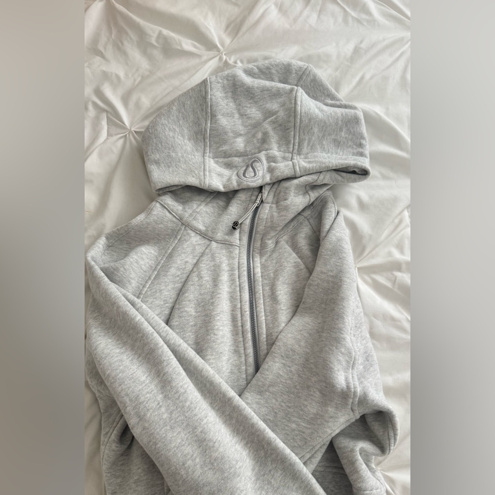 Lululemon Gray Cropped Zip Up Scuba - Size 8